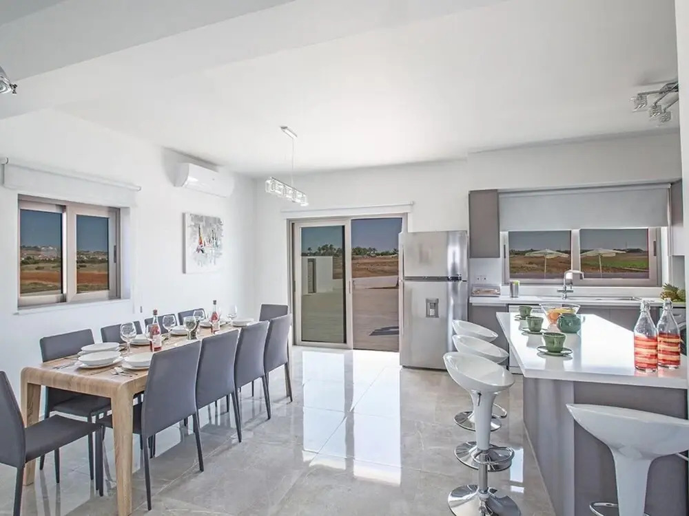 Villa Sienna AQ Ga98