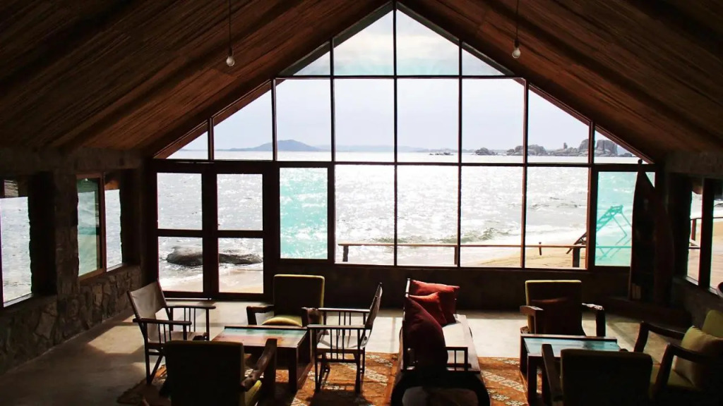 Lukuba Island Lodge - East Africa Camps