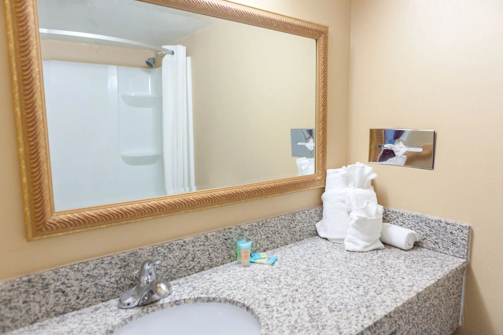 Envi Boutique Hotel Henderson-Evansville South