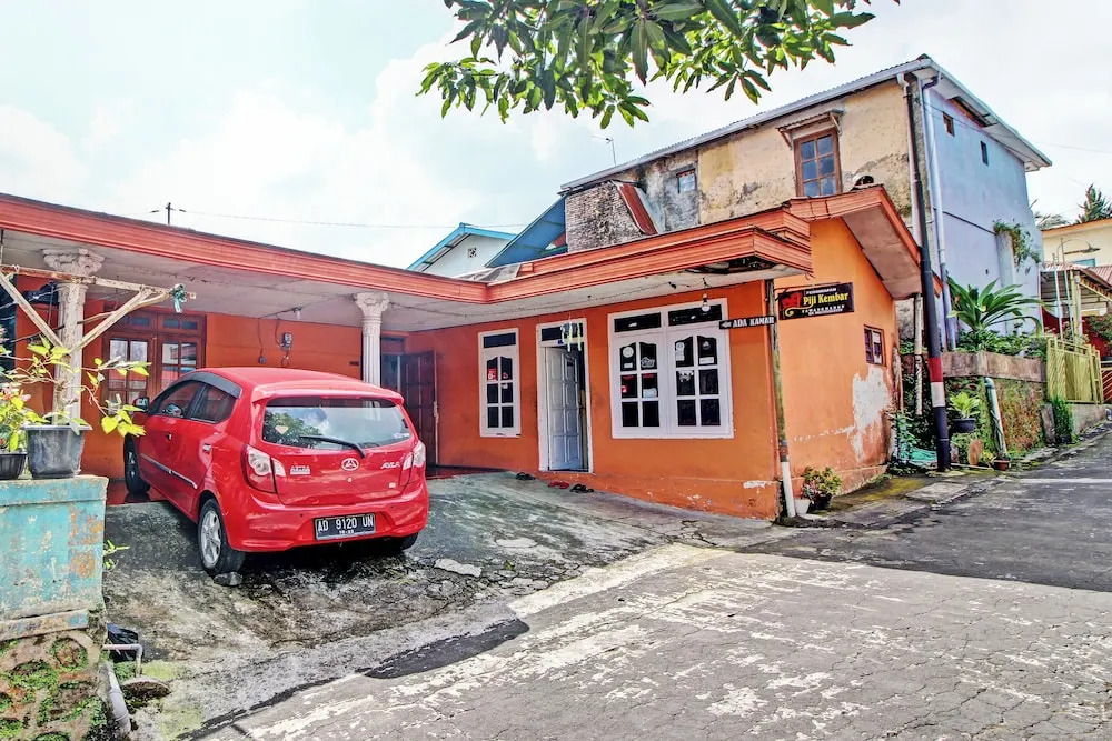 OYO 92759 Penginapan Piji Kembar