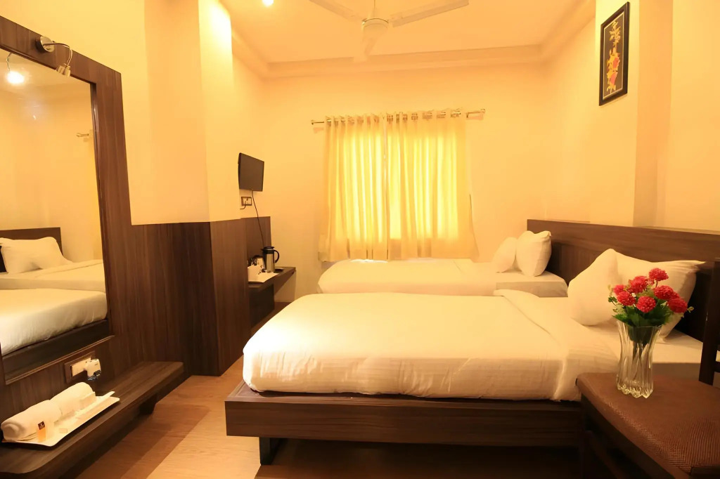Rajdarbar Hotel & Banquets