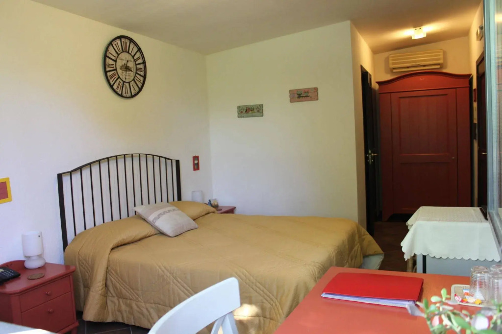 Flegrea House