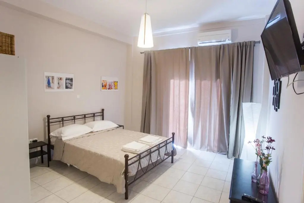 Luxurious Studio, near Athens Airport