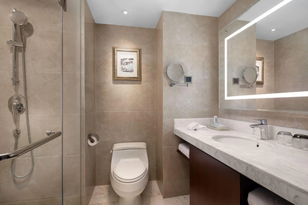 Holiday Inn Chengdu Century City-WestTower by IHG