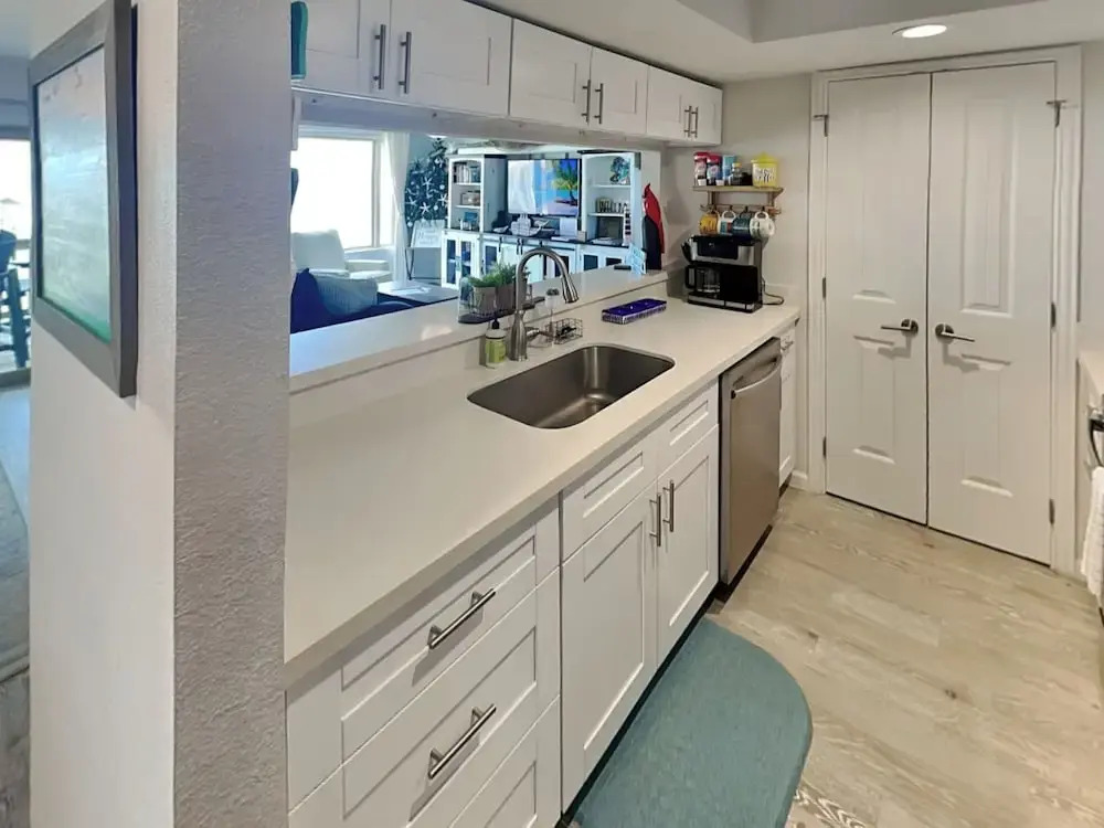 Allegro North #406 - Dock of the Bay