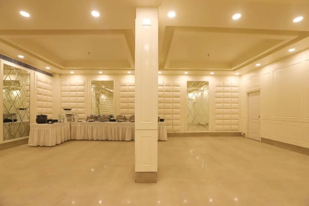 Hotel Magenta