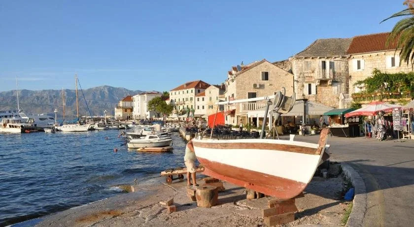 Apartments Romana