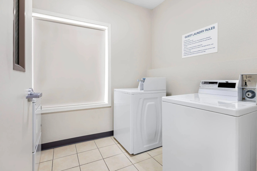 MainStay Suites Madison Airport