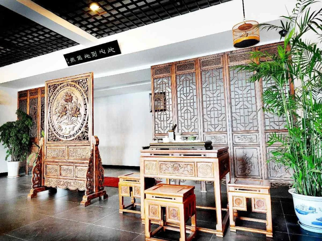 Yantai Qingzhou Hotel