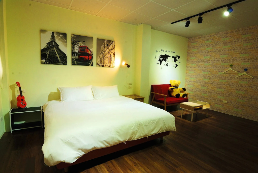 Sleep In Guest House