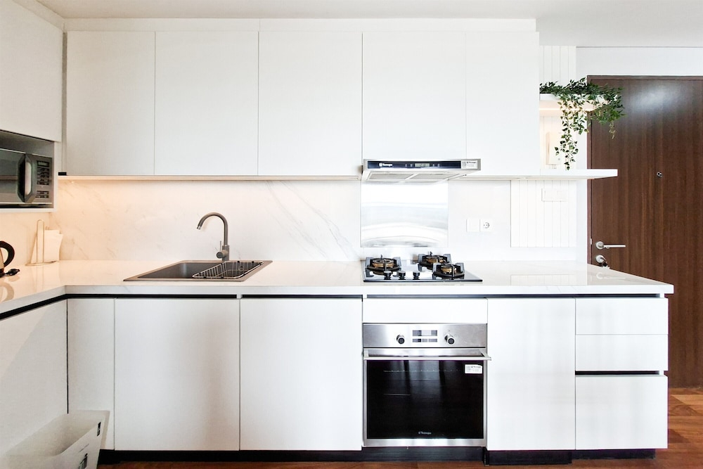 Cozy Living 3Br At Transpark Bintaro Apartment