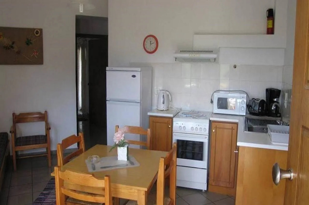 Nea Kydonia suites and studios