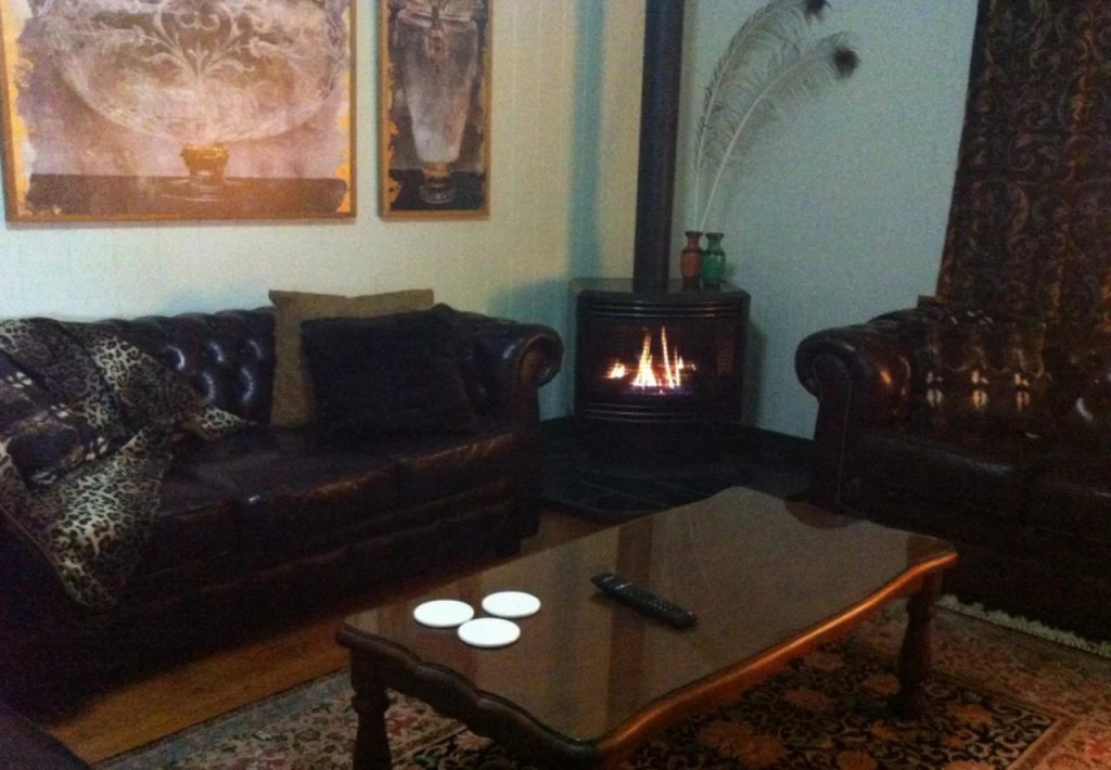 Pitstop Lodge Guesthouse B&B