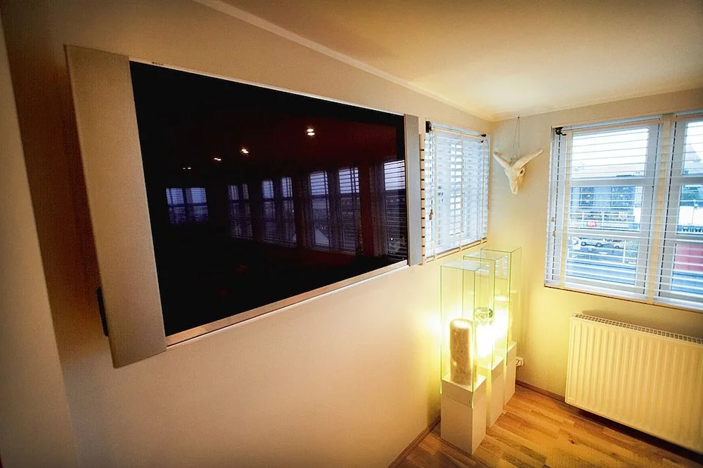 Home Luxury Apartments