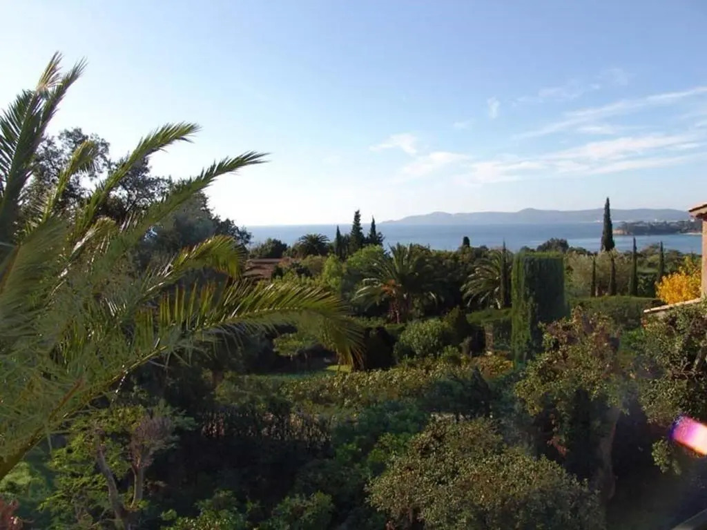 Maison Le Lavandou, 5 pièces, 8 personnes - FR-1-251-310