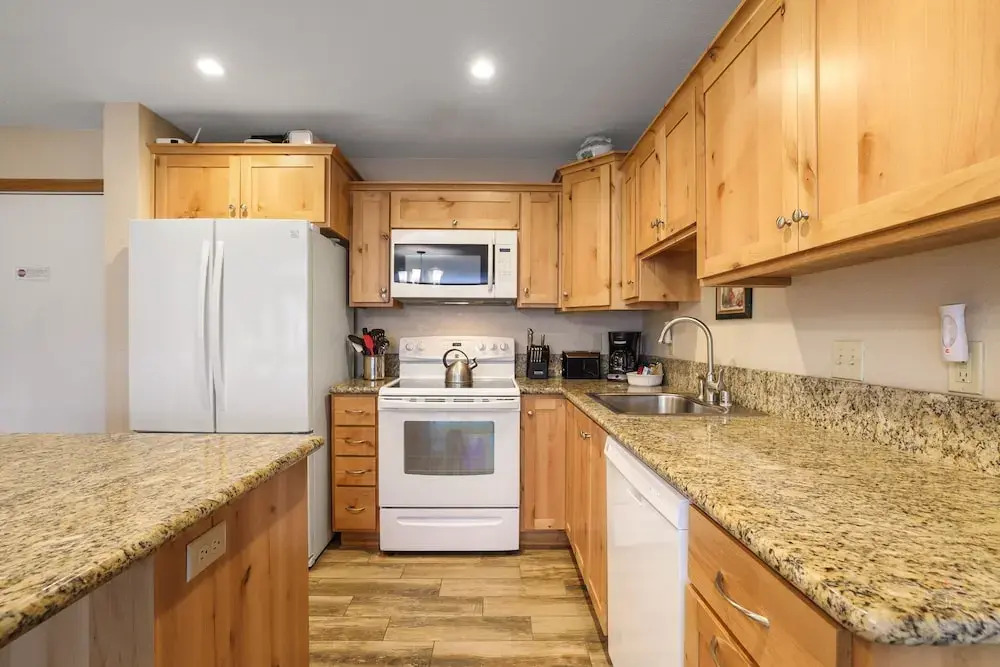 2 Bedroom Kirkwood Condo - Across the Street from Village condo