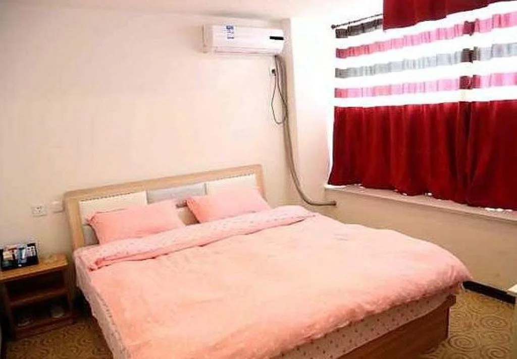 Yihua Hotel
