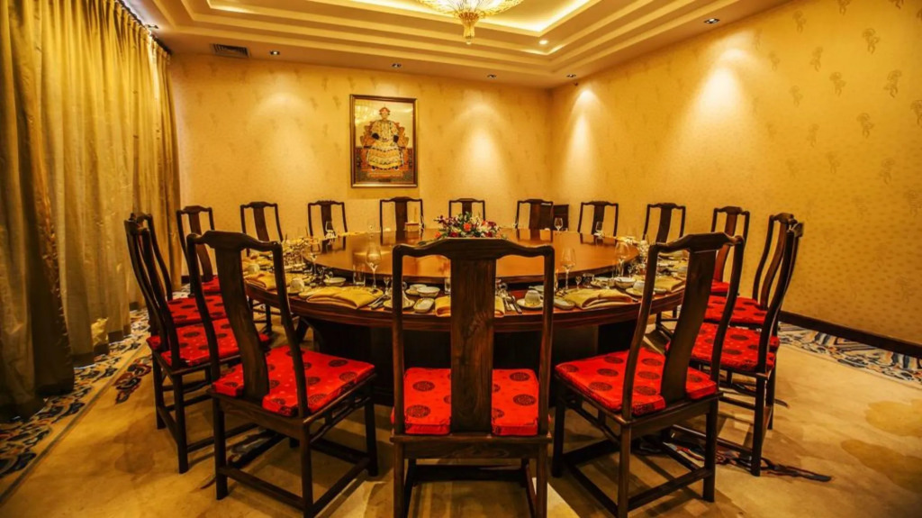 Imperial Palace Hotel