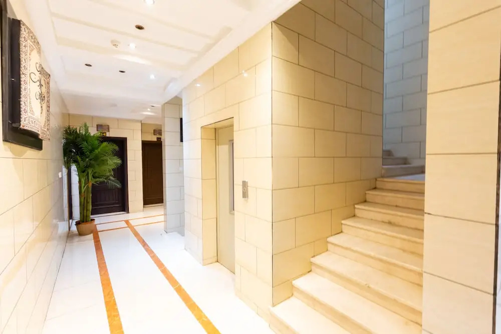Al Eairy Furnished Apartments Jeddah 6
