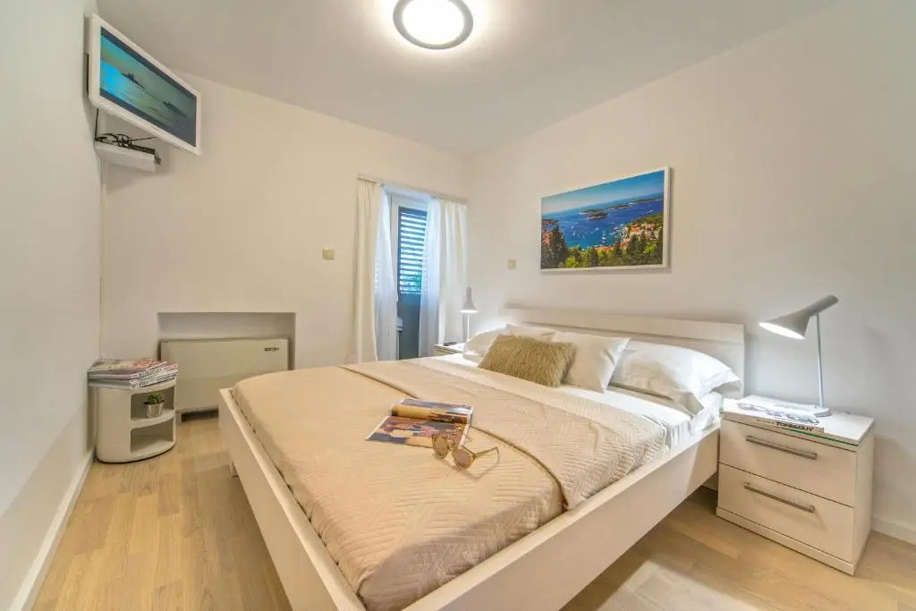 Apartments Lea