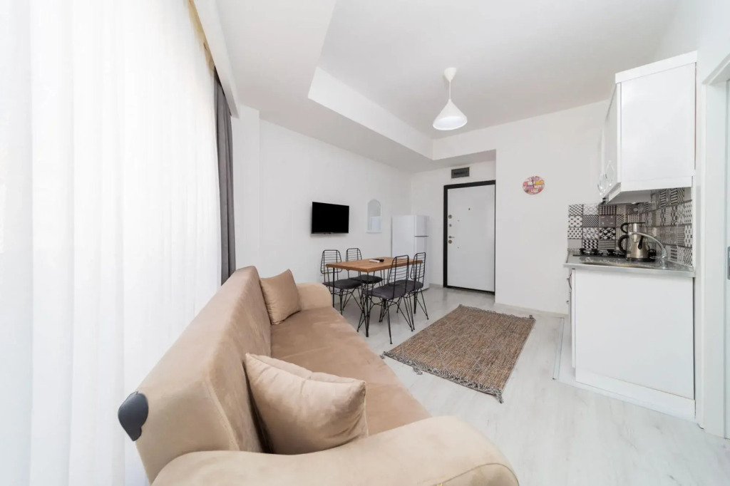 Modern and Comfortable Apartment in Muratpasa