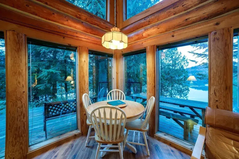 97mf - Lakeside - Dock - Bbq - Pets Ok - Sleeps 6 3 Bedroom Home by RedAwning