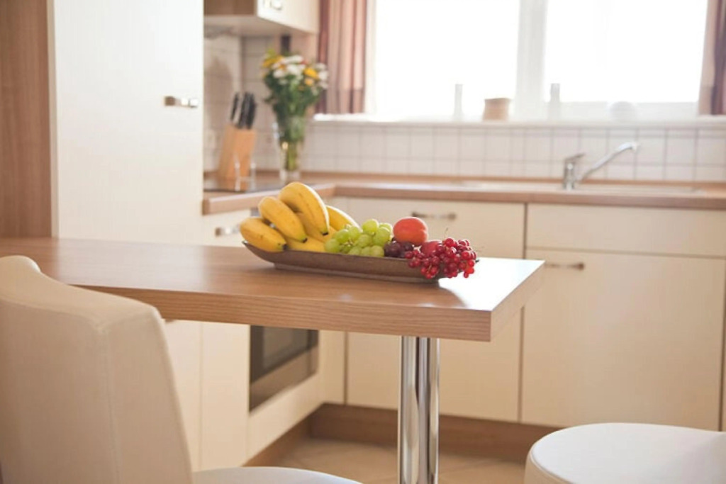 Apartment in Rechin Right on the Water