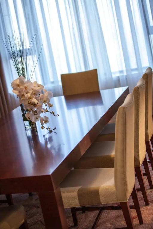 Renaissance Tianjin Lakeview Hotel