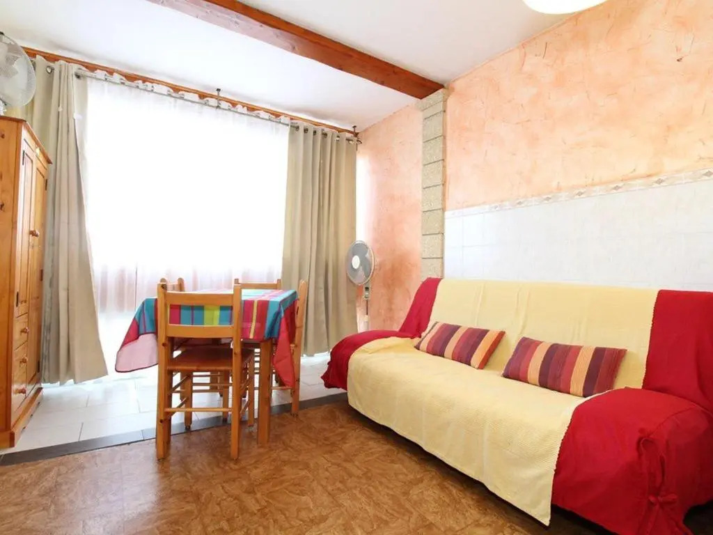 Appartement Balaruc-les-Bains, 1 pièce, 4 personnes - FR-1-553-48