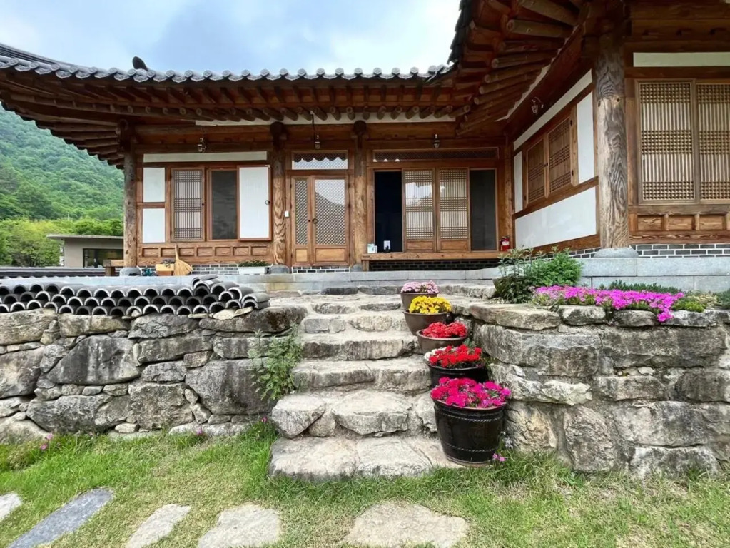 Wanju Hanok Pension Hyurim