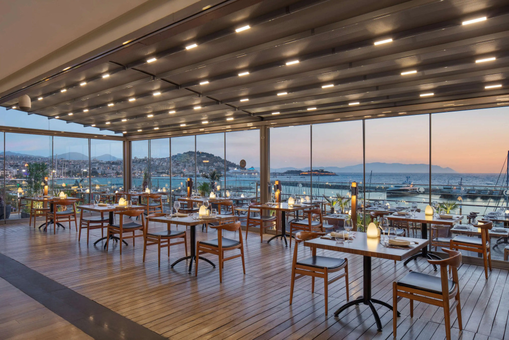 DoubleTree by Hilton Kusadasi