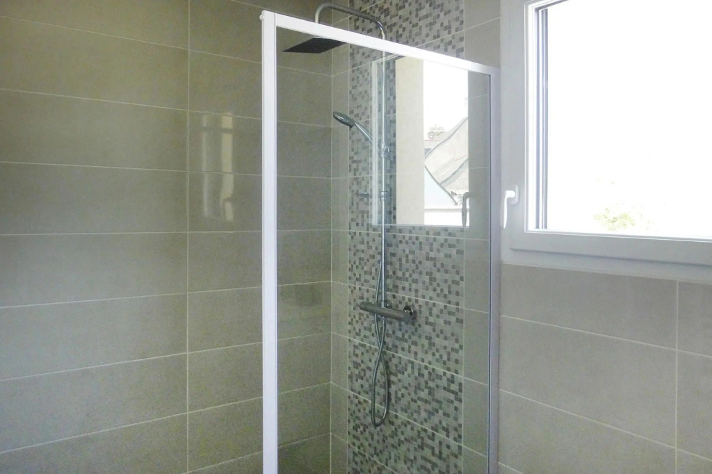 Comfortable Holiday Home, Near Ploubazlanec Beach