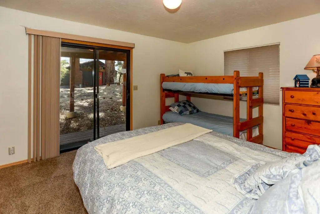 Cozy Haven - 1966 by Big Bear Vacations