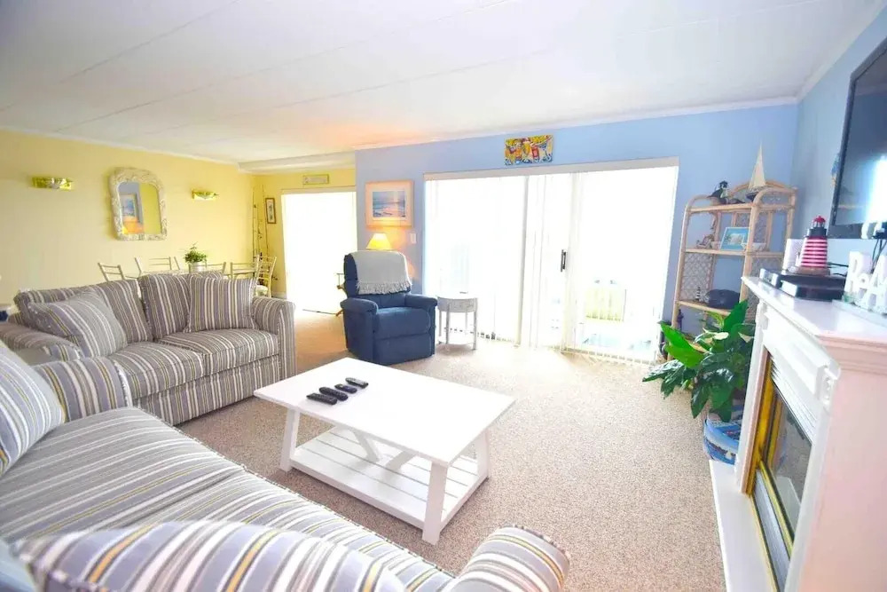 Harbour Island 302l 2 Bedroom Condo