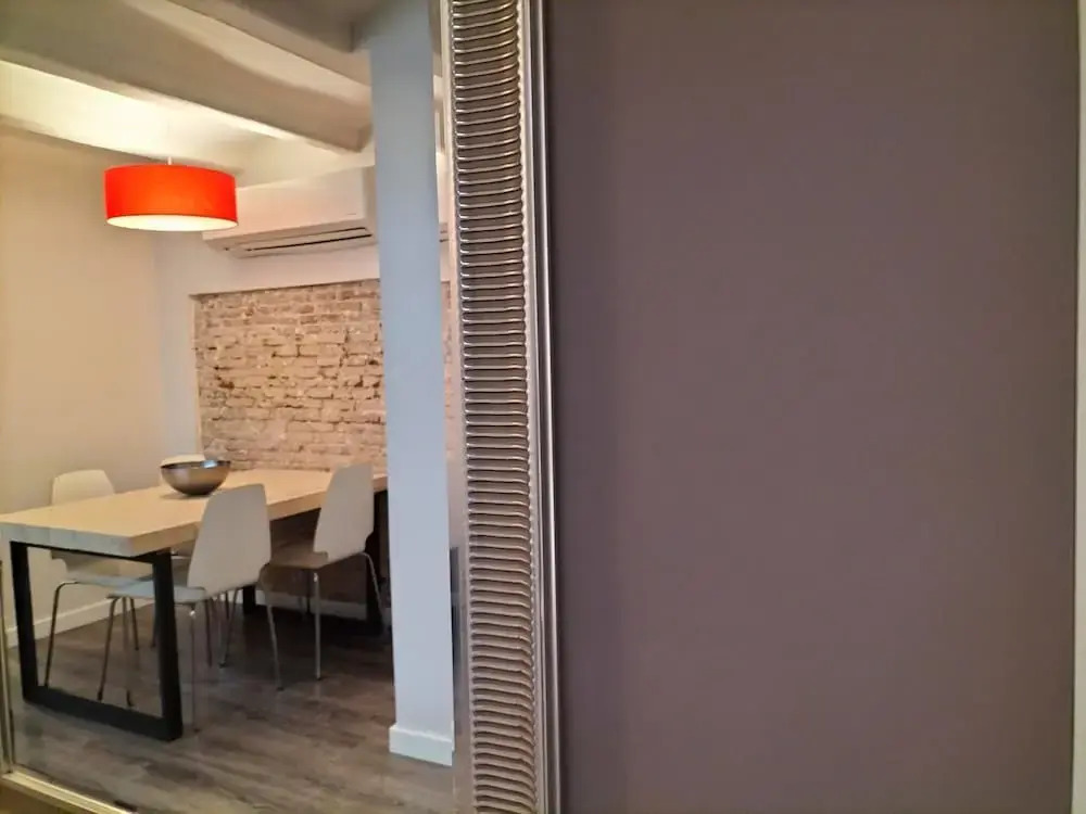 Montserrat Apartments by gaiarooms