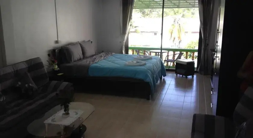 Charoen Guesthouse