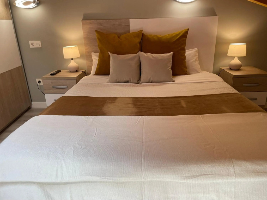 Apartamentos Aranda - Ático Duero