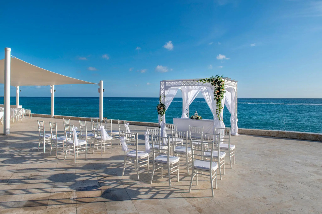 Viva Dominicus Beach by Wyndham, A Trademark All Inclusive