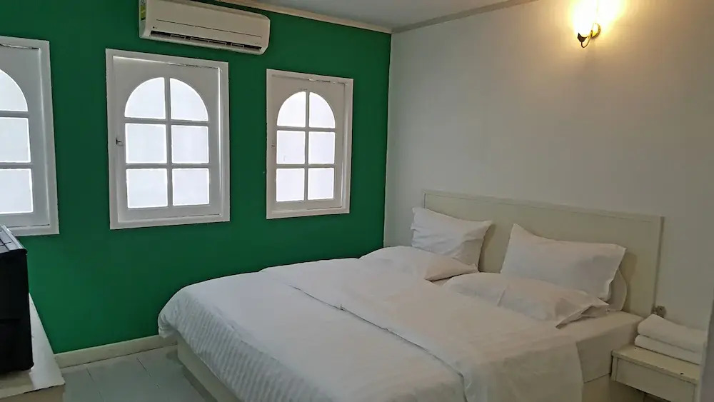 Royal Home Stay