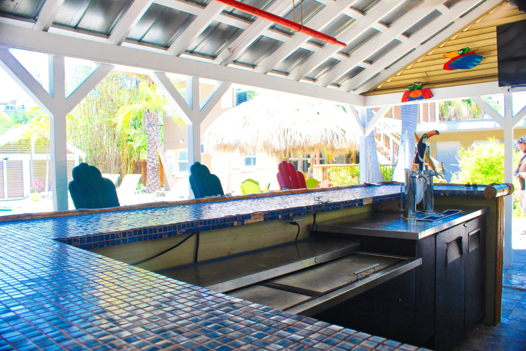 Coconut Grove Beach Resort Suite 8