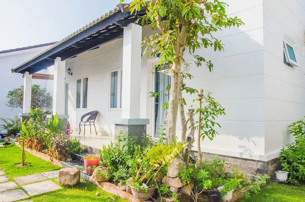 Anna Nguyễn Bungalow