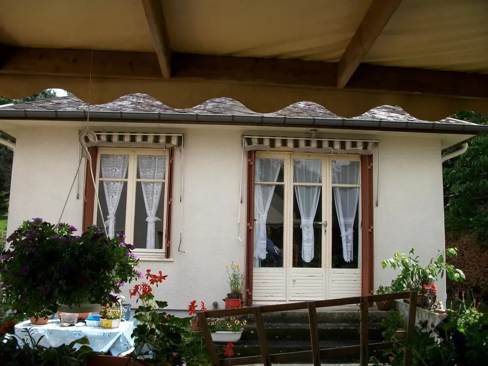 House With one Bedroom in La Croix-en-touraine, With Enclosed Garden and Wifi