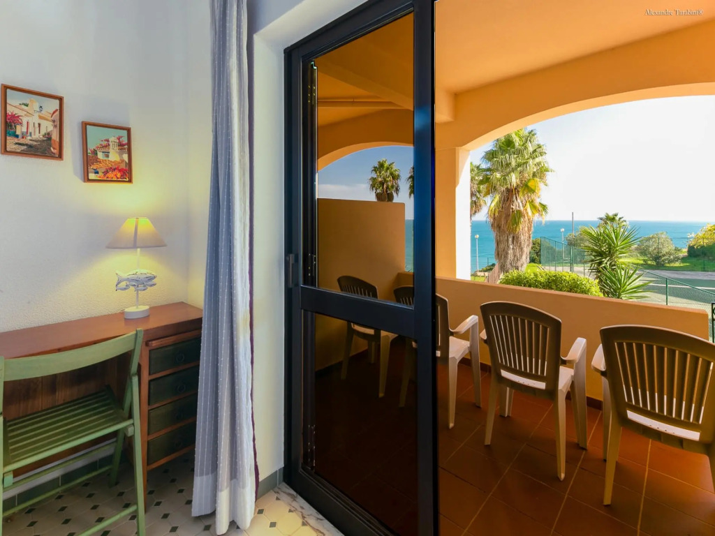 A15 - Dona Ana Cliff Apartment