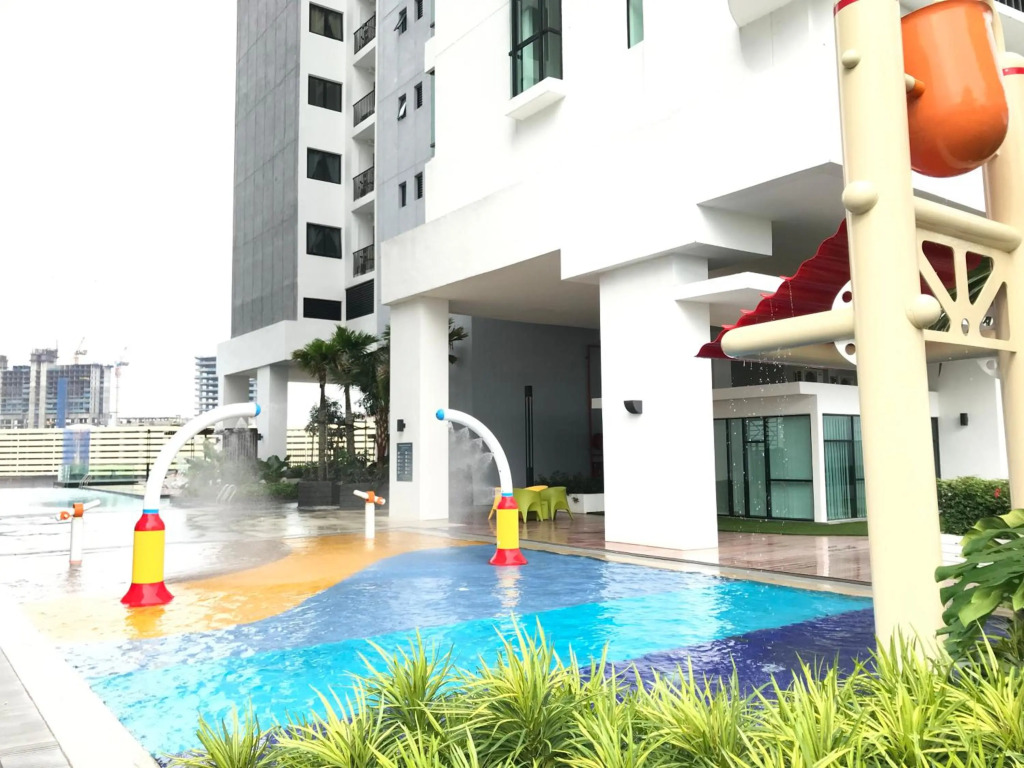 Mosaic Souhtkey Highfloor 2BR 2-6pax 5mins JBCIQ&Sentosa