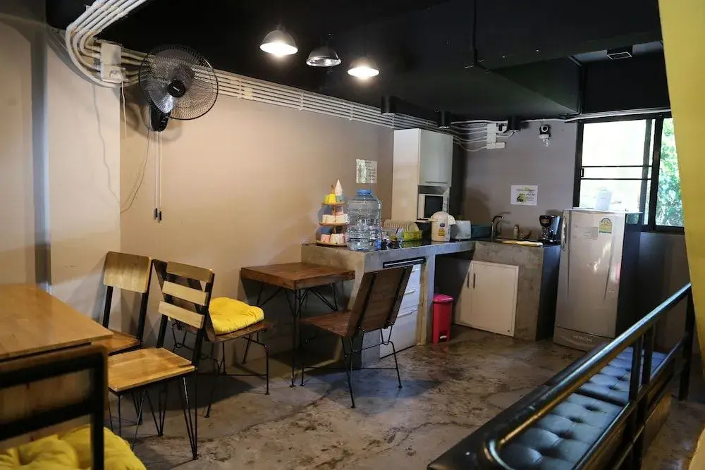 Jeune Hostel Chiang Mai - Chang Phuak