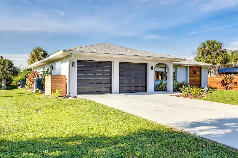 Private Pool & Dock: Relaxing Port Charlotte Oasis