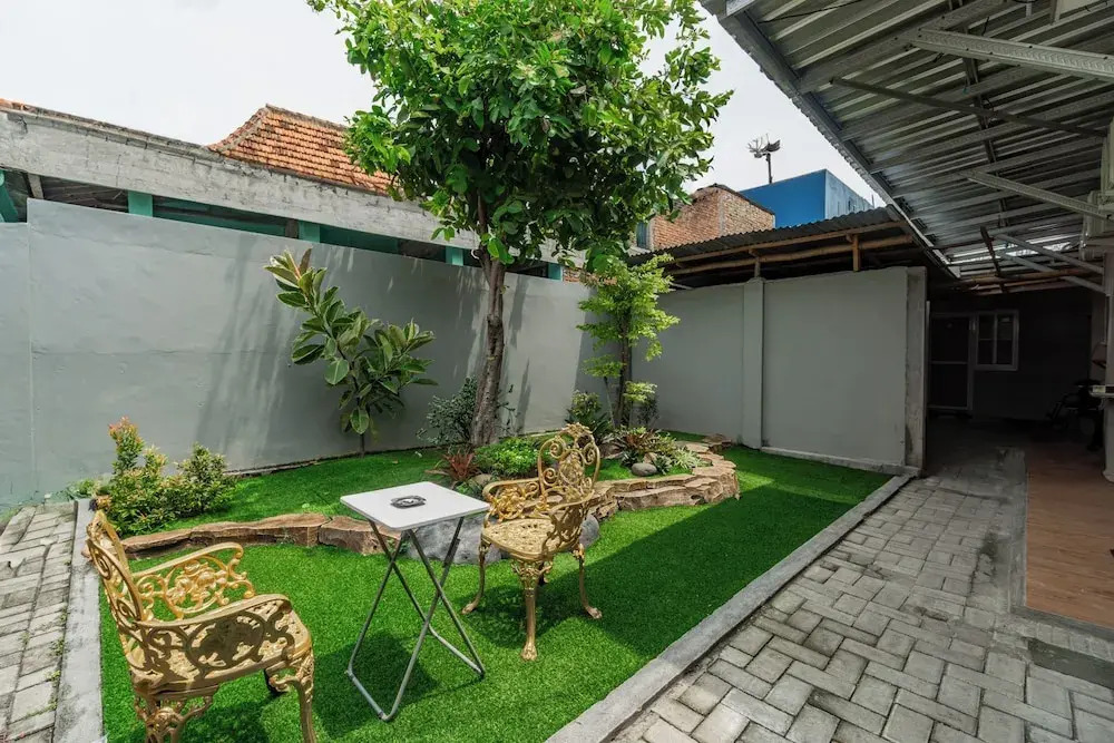OYO 93526 Homely Syariah