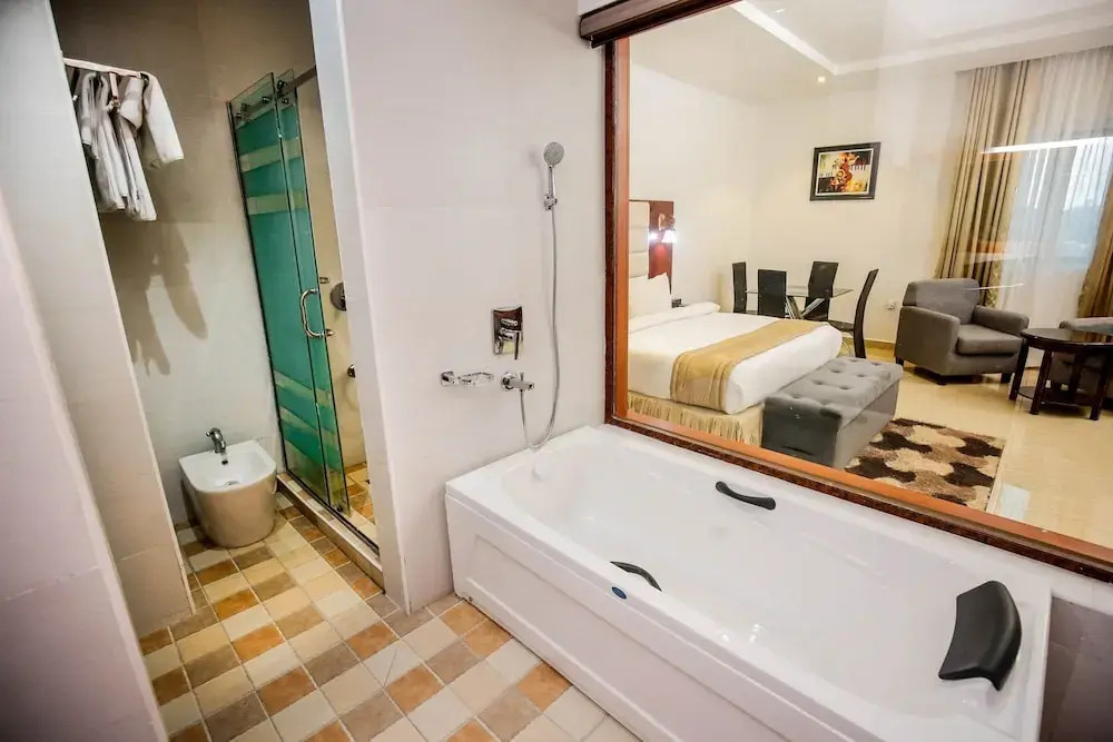 VINMILAN Hotel & Resort