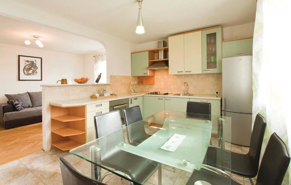 Pet Friendly Home In Veprinac
