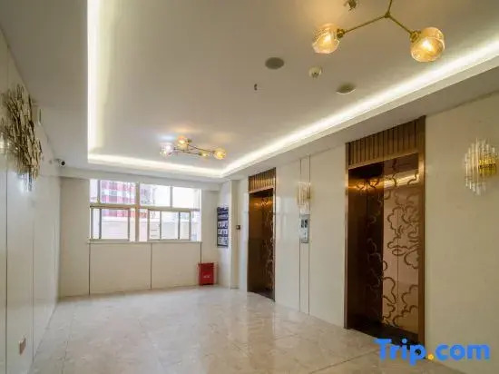 Starway Hotel (Nanjing Xinjiekou Metro Station)